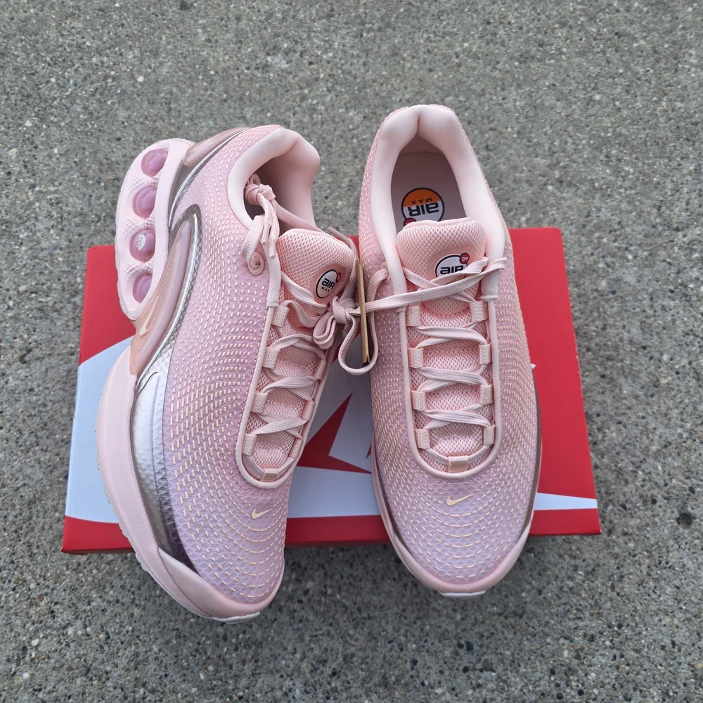 Nike Air Max Sneakers Women Size 9